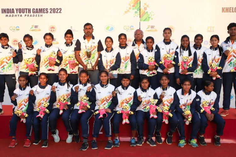 Bengal Coach and the girls rue for IFA negligence after their first-ever silver in Khelo India Youth women's football