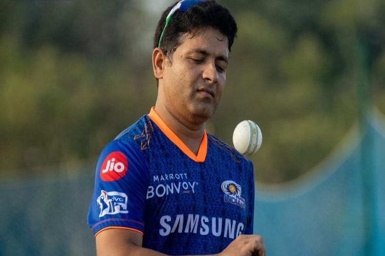 Former India Cricketer Slams insulting tweet against Piyush Chawla