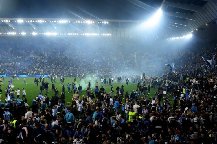 Napoli fans storm into the ground after the desired Serie-A title in 33 years