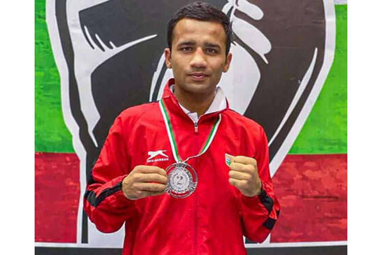 Deepak Bhoria and Nishant Dev enter in last eight of the World Boxing Championship
