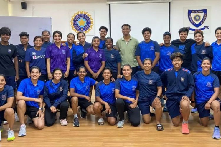 Indian Women's team charged up by Rahul Dravid's pep-talk ahead of Bangladesh tour