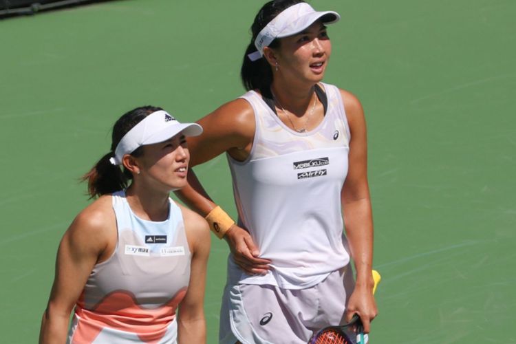 Miyu Kato-Aldila Sutjiadi pair disqualified after Japanese Hits ball-girl unintentionally