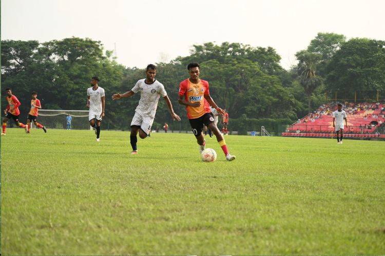 East Bengal manage to edge past Police AC