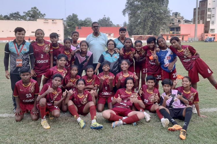 Bengal girls plagued by injuries and fever, succumb to Jharkhand in final