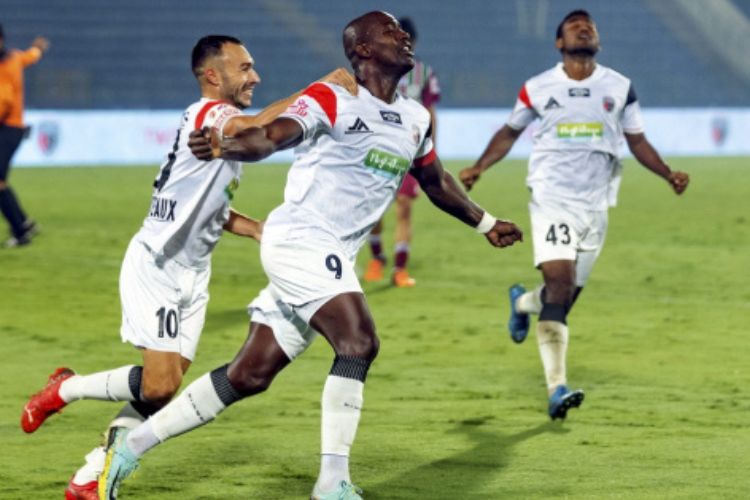 Mumbai City start their campaign with a 2-1 win over North East United FC