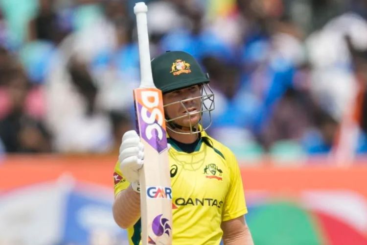 Marsh and Maxwell star in Australia's consolation win