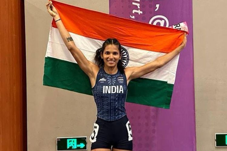 Jyothi Yarraji scripts history with a silver for India