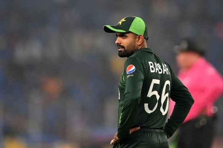 Babar Azam slammed by former Pakistan cricketers after loss against India