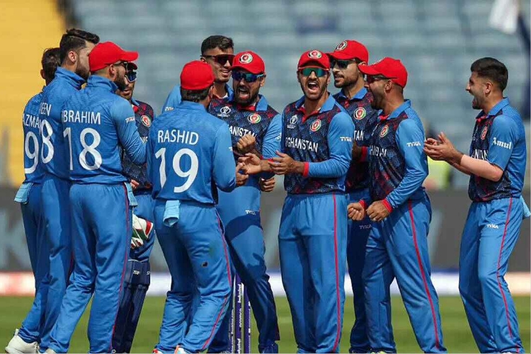 Omarzai, Shahidi power Afganistan to beat Sri Lanka by 7 wickets