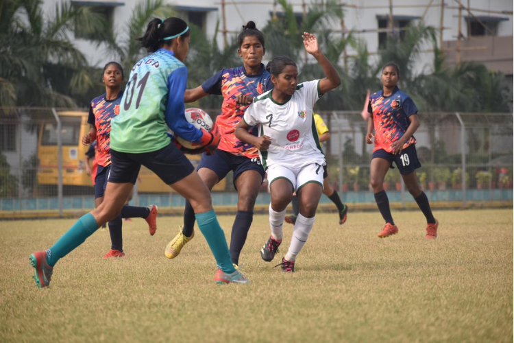 All smiles for Sreebhumi and East Bengal with another win in the Kanyashree Cup