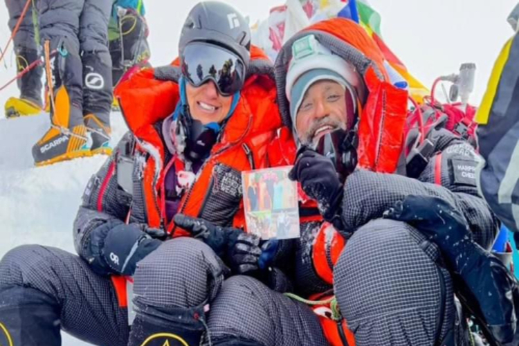 NRI Couple Becomes First Sikh Pair to Scale Mt. Everest