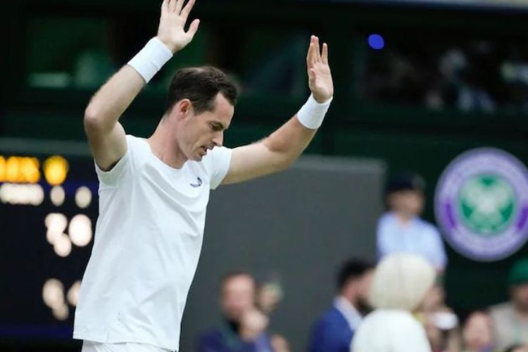 'I wish I could play forever,' says tearful Andy Murray at Wimbledon farewell