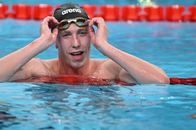 Irish Olympian hospitalized after swimming in Seine