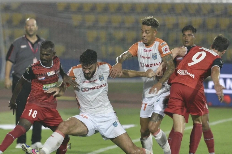 Kerala Blasters split points with NorthEast United