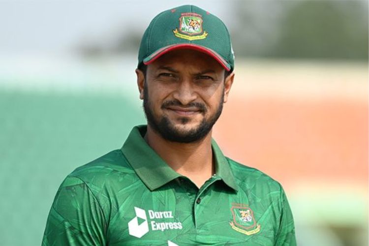 Shakib does not get support from country's people says sports adviser