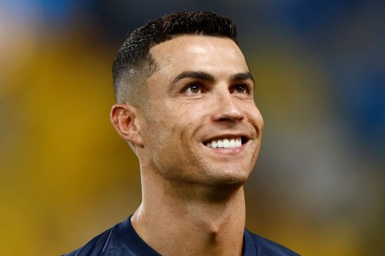 Ronaldo's bycycle steers Portugal to quarterfinal