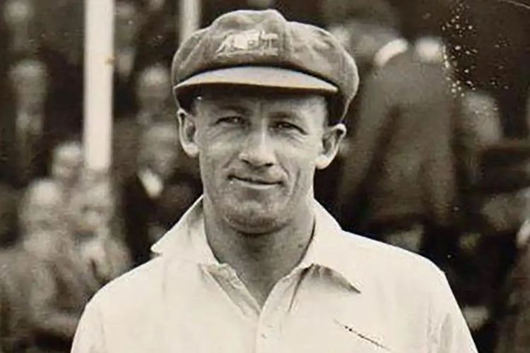 Bradman’s ‘baggy green’ to be auctioned, could earn Rs. 2.2 crore