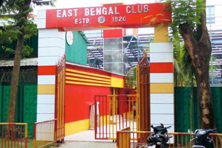 East Bengal club raises protest against torture of minorities in Bangladesh