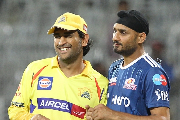 Bhajji does not speak to Dhoni for last 10 years!