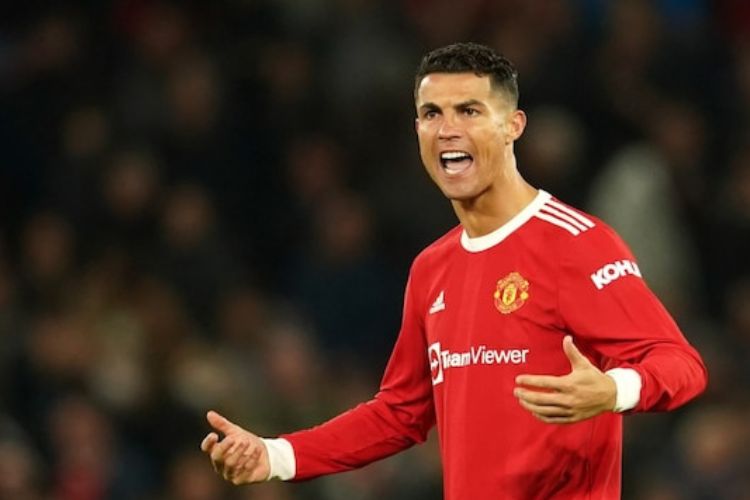 Ronaldo expresses interest to be owner of Manchester United!