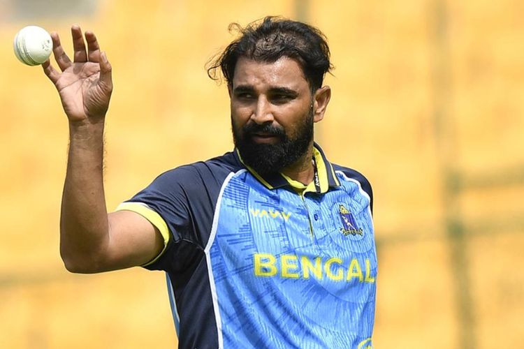 Shastri questions Shami’s injury management