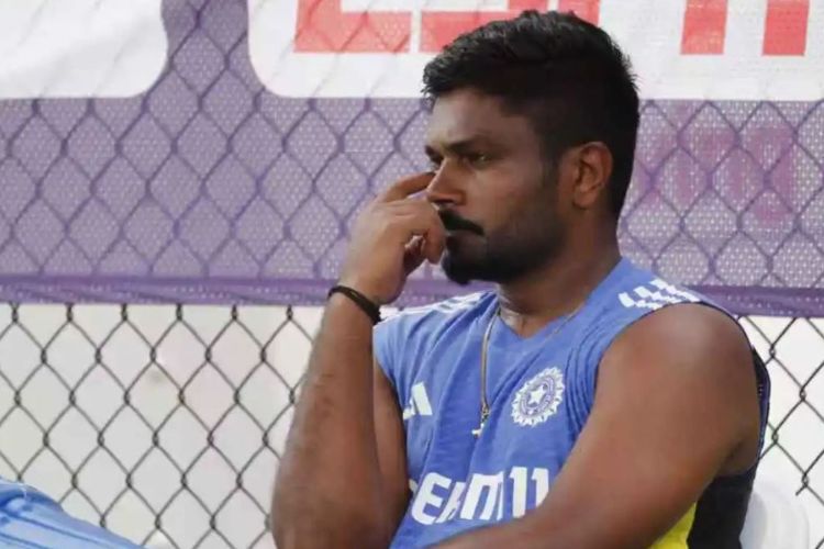 Sanju Samson’s father reveals how Rahul Dravid saved his son’s career from being ‘destroyed’