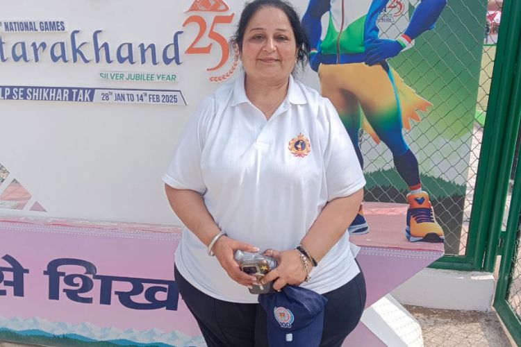 Beena Shah wins gold in women’s Lawn Bowls singles in National Games after a decade; eyes Commonwealth Games medal now